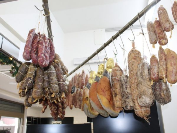 salumi salami norcineria baronissi (3)